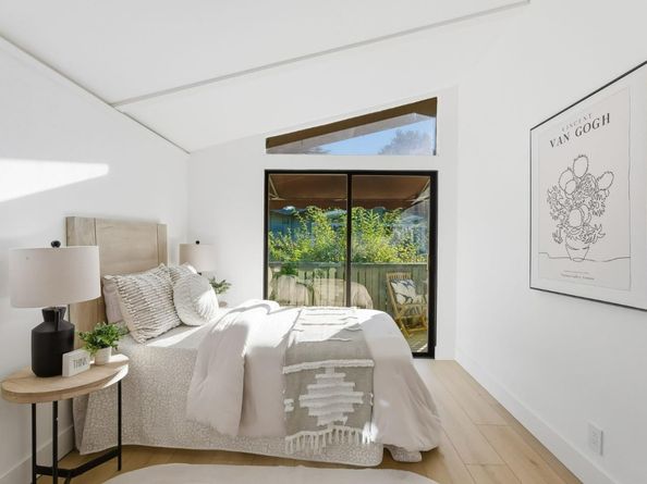 278 Monroe Drive 8, Mountain View CA 94040