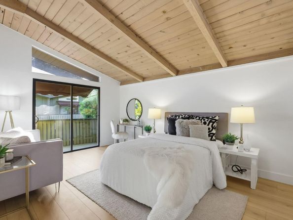 278 Monroe Drive 8, Mountain View CA 94040