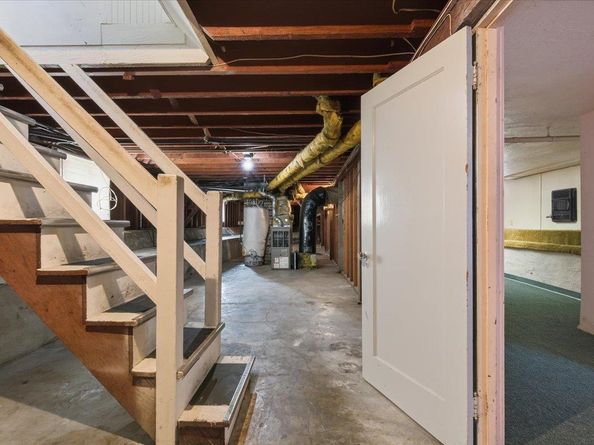 940 37th, Oakland CA 94608