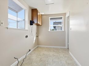 940 37th, Oakland CA 94608