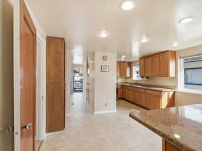 940 37th, Oakland CA 94608