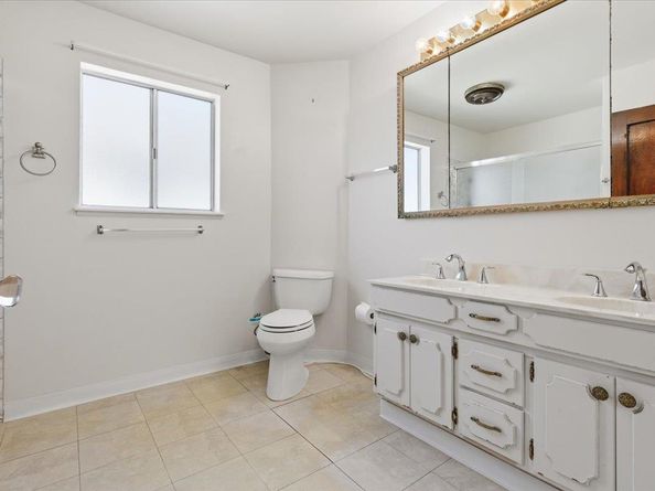 940 37th, Oakland CA 94608