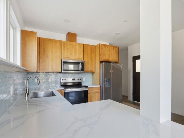 140 E Reed Street 1, San Jose CA 95112