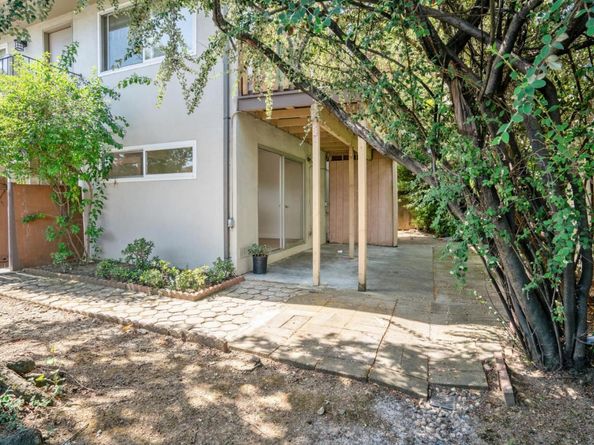 900 Toyon Drive, Burlingame CA 94010