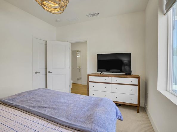 6123 Sandpiper Road, Dublin CA 94568