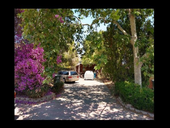 21851 Almaden Avenue, Cupertino CA 95014