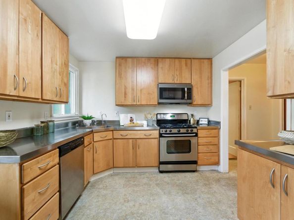 404 Larch Avenue, South San Francisco CA 94080