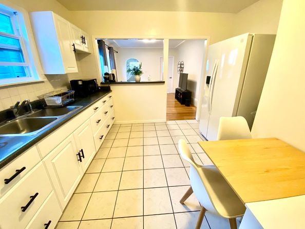 459 Flood Avenue, San Francisco CA 94112