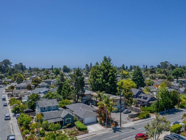 1422 Broadway, Santa Cruz CA 95062