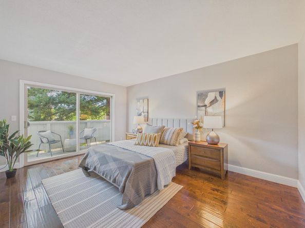 264 N Whisman Road 13, Mountain View CA 94043