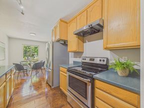 264 N Whisman Road 13, Mountain View CA 94043