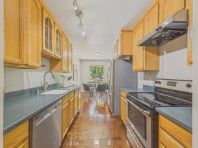 264 N Whisman Road 13, Mountain View CA 94043