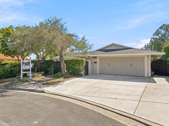 28009 Nob Hill Court, Hayward CA 94542