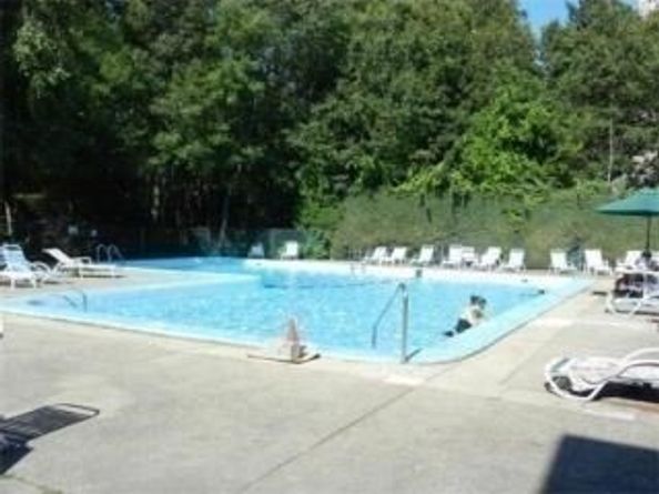 179 Tall Oaks Dr C, Weymouth MA 02190