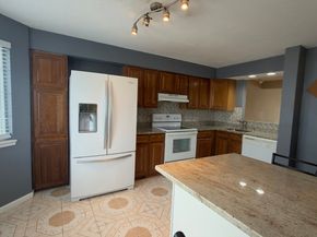179 Tall Oaks Dr C, Weymouth MA 02190