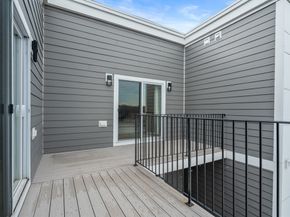 60 Cross St E 328, Somerville MA 02145