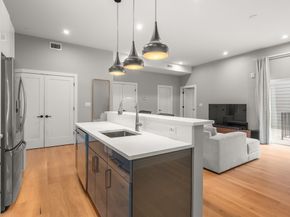 60 Cross St E 328, Somerville MA 02145