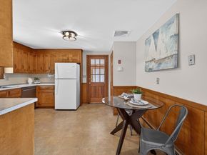 57 Juniper Rd, Andover MA 01810