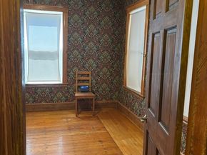 13 Moulton St, Lynn MA 01905