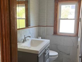 13 Moulton St, Lynn MA 01905