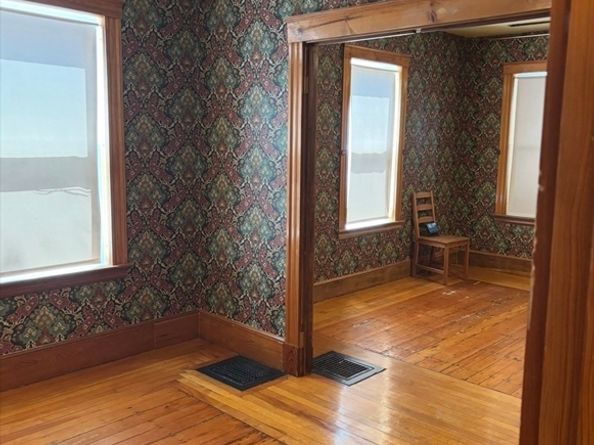 13 Moulton St, Lynn MA 01905