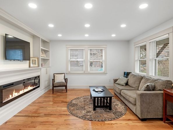 6-R Neptune Place 1, Gloucester MA 01930