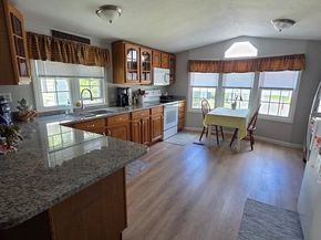 143 Pine Ave, Sturbridge MA 01566