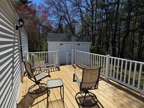 143 Pine Ave, Sturbridge MA 01566
