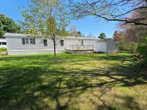 143 Pine Ave, Sturbridge MA 01566