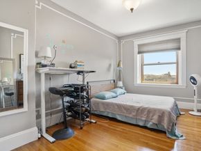 8 Garrison St 706, Boston MA 02116