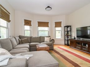 17 Grove St, Natick MA 01760