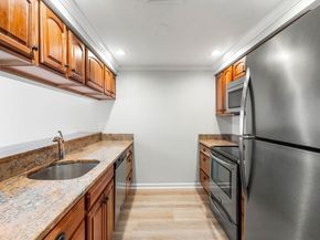 148 Main St K325, North Andover MA 01845