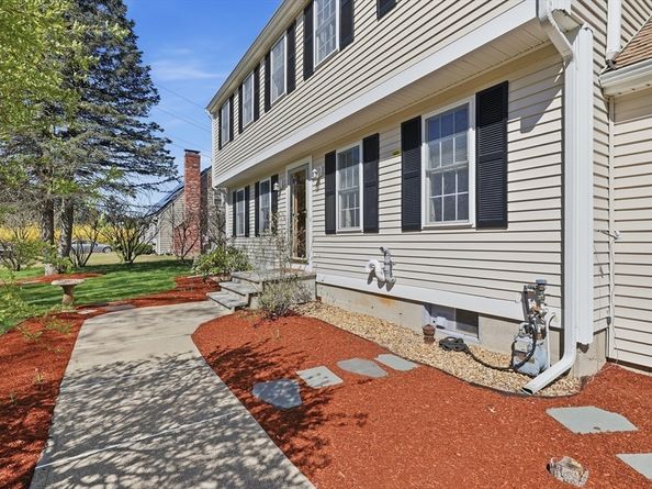 230 Evelina Drive, Marlborough MA 01752