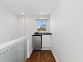 68 Seaverns Ave A, Boston MA 02130