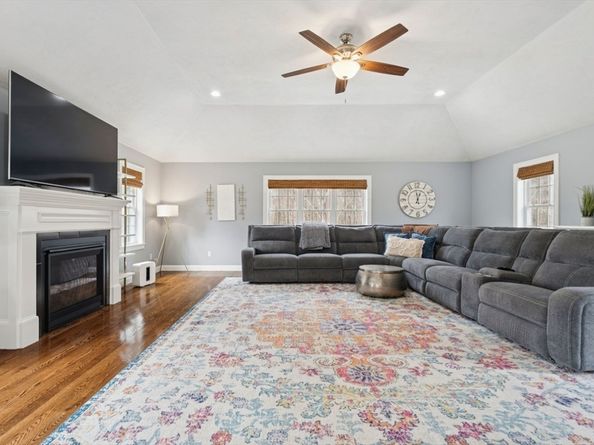 93 Glenwood Pl Ext, Rutland MA 01543
