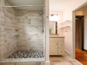 215 Sohier St, Cohasset MA 02025