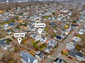 7 Lunt St, Newburyport MA 01950