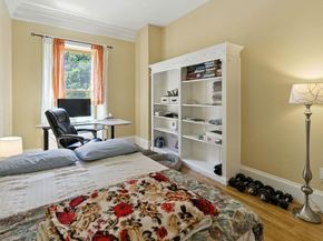 37 Bay State Rd 4, Boston MA 02215