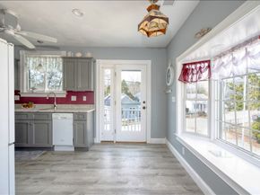1 Barnes St, Wareham MA 02571