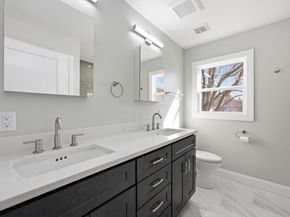 534 Hogg Memorial Dr, Whitman MA 02382