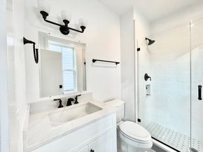 165 Everett St 7, Boston MA 02128