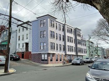 165 Everett St