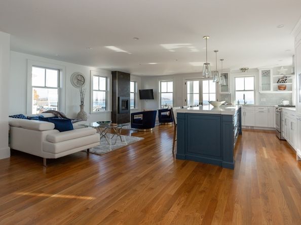 153 Bayside Rd, Quincy MA 02171