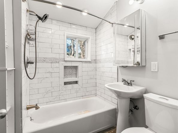 93 Bellingham Ave, Revere MA 02151