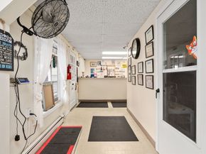 160 Shrewsbury St, Holden MA 01520