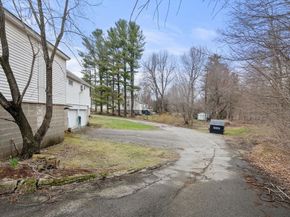 160 Shrewsbury St, Holden MA 01520