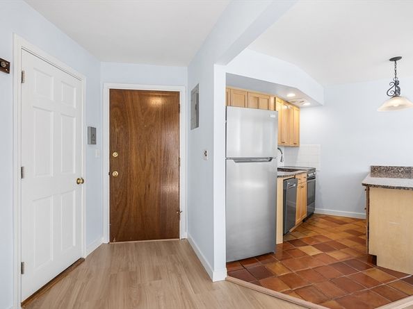 512-516 Green St 1D, Cambridge MA 02139