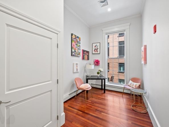 34 Hancock St 2B, Boston MA 02114