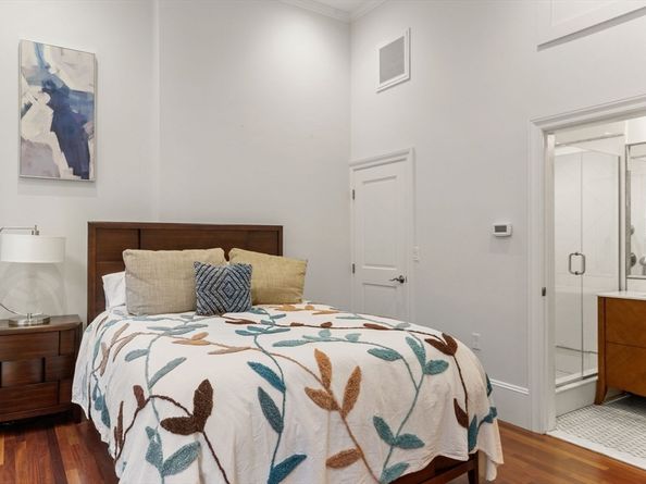 34 Hancock St 2B, Boston MA 02114