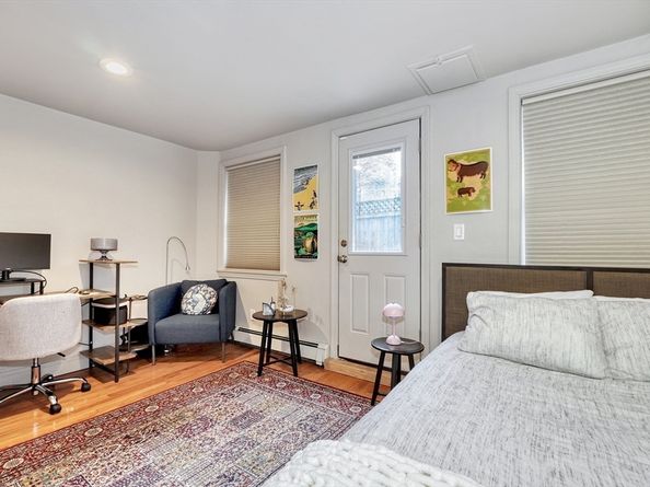 70 Clarendon St 1, Boston MA 02116